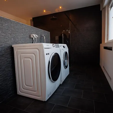 Apartment 2-bedroom Above Venti Restaurant Near Xpo Zwevegem